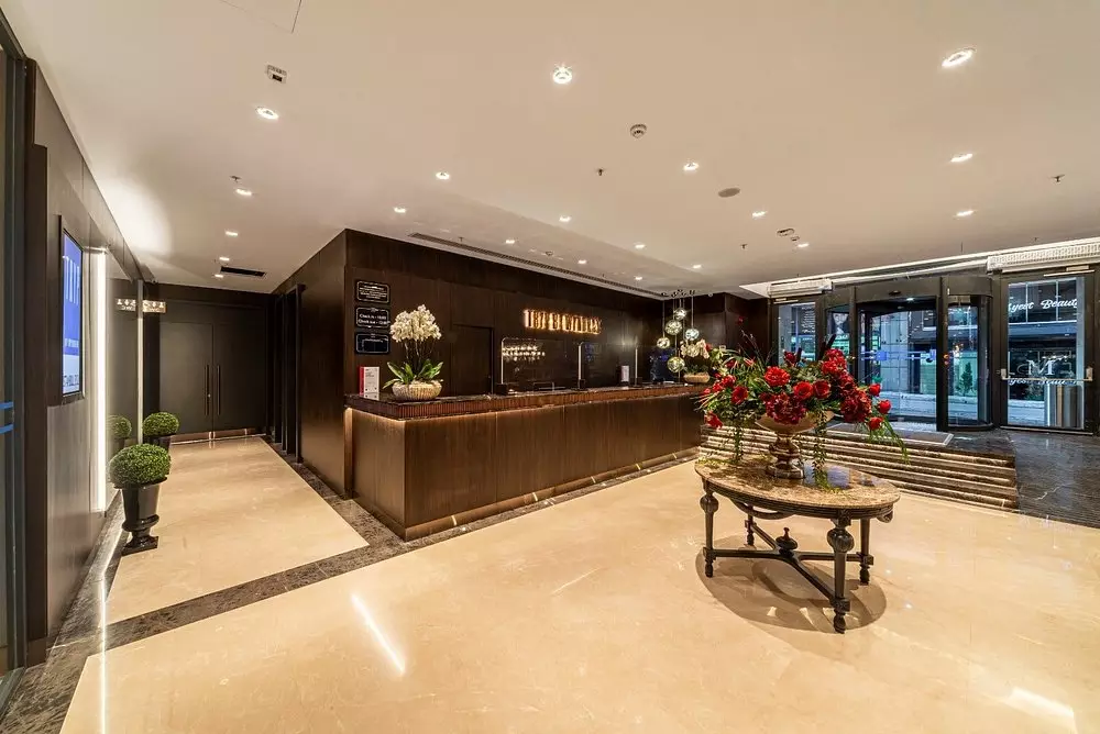 لابی TRYP BY WYNDHAM